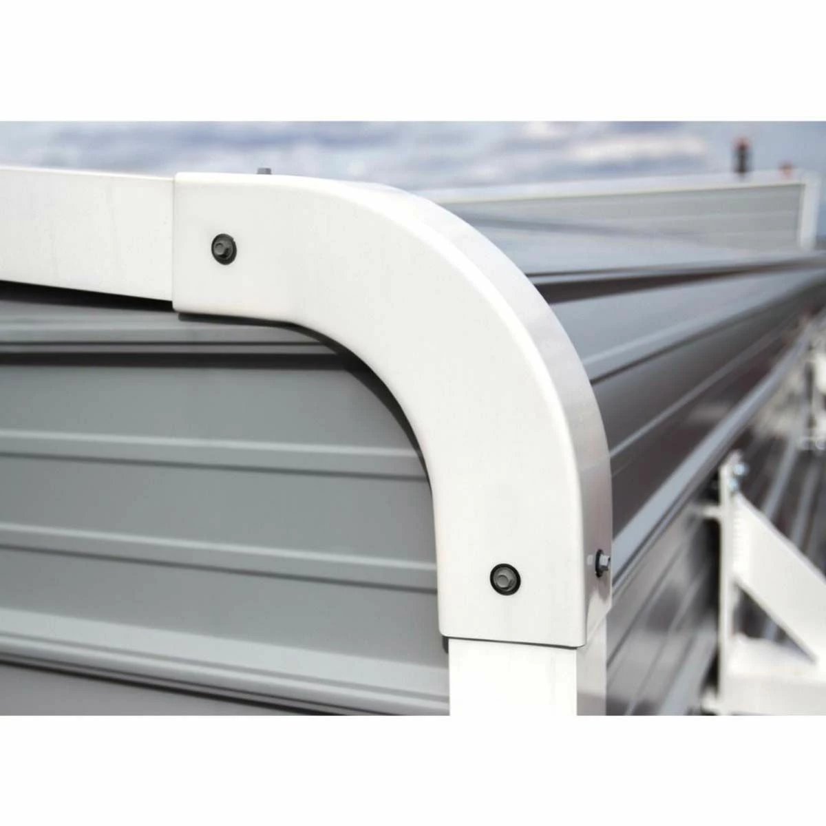 Gill High Jump Pit Garage 8 Gill High Jump Pit Garage - Image 8